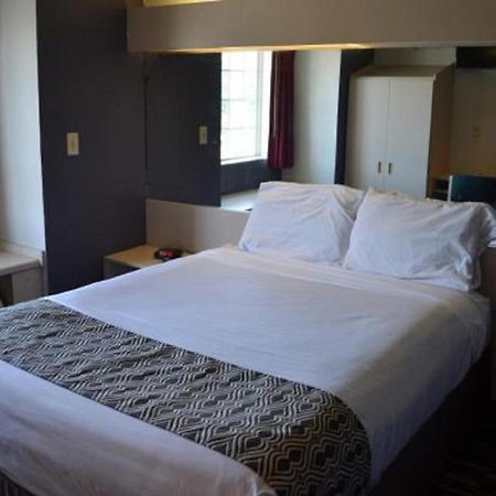 Stay Express Inn And Suites Atlanta Union City Buitenkant foto