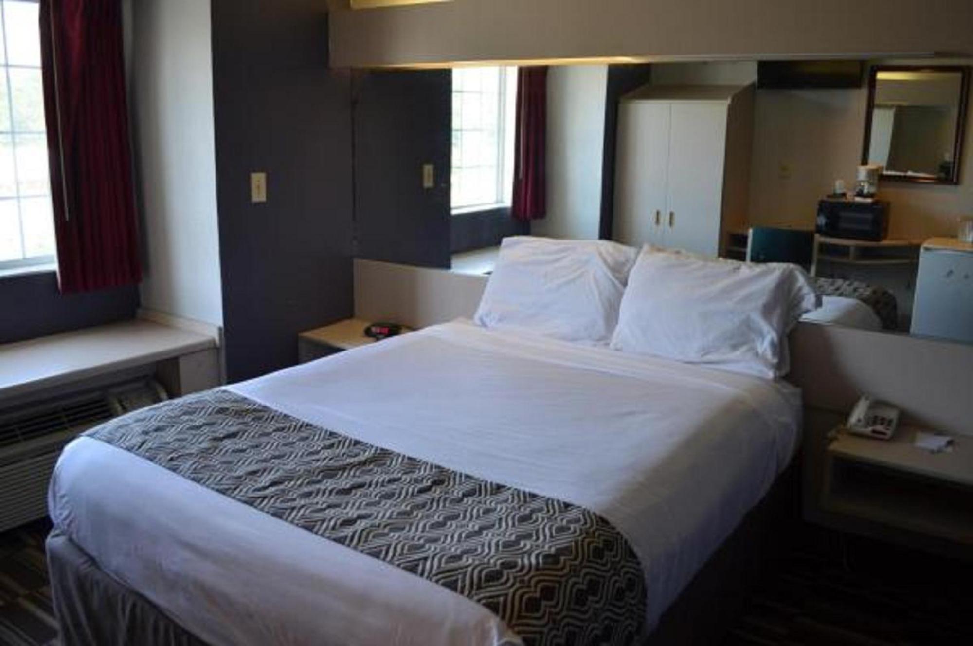 Stay Express Inn And Suites Atlanta Union City Buitenkant foto