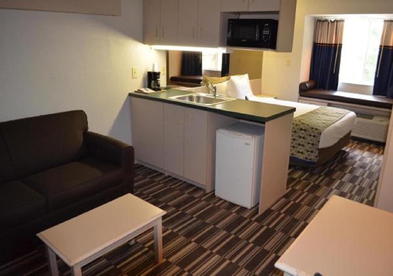 Stay Express Inn And Suites Atlanta Union City Buitenkant foto