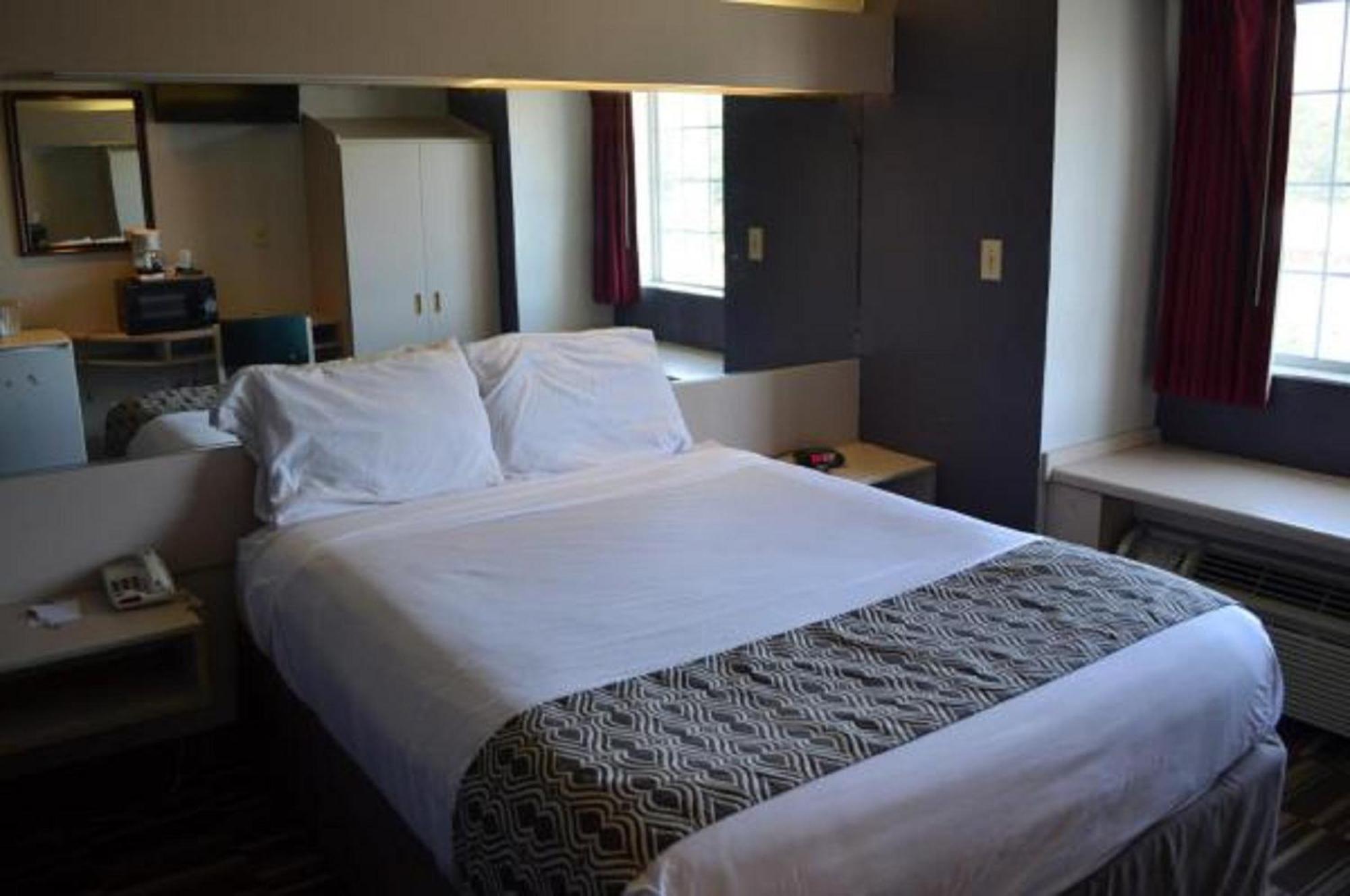 Stay Express Inn And Suites Atlanta Union City Buitenkant foto