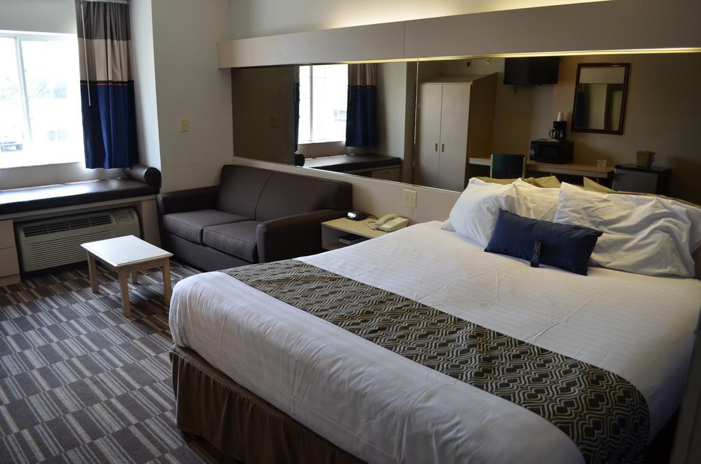 Stay Express Inn And Suites Atlanta Union City Buitenkant foto