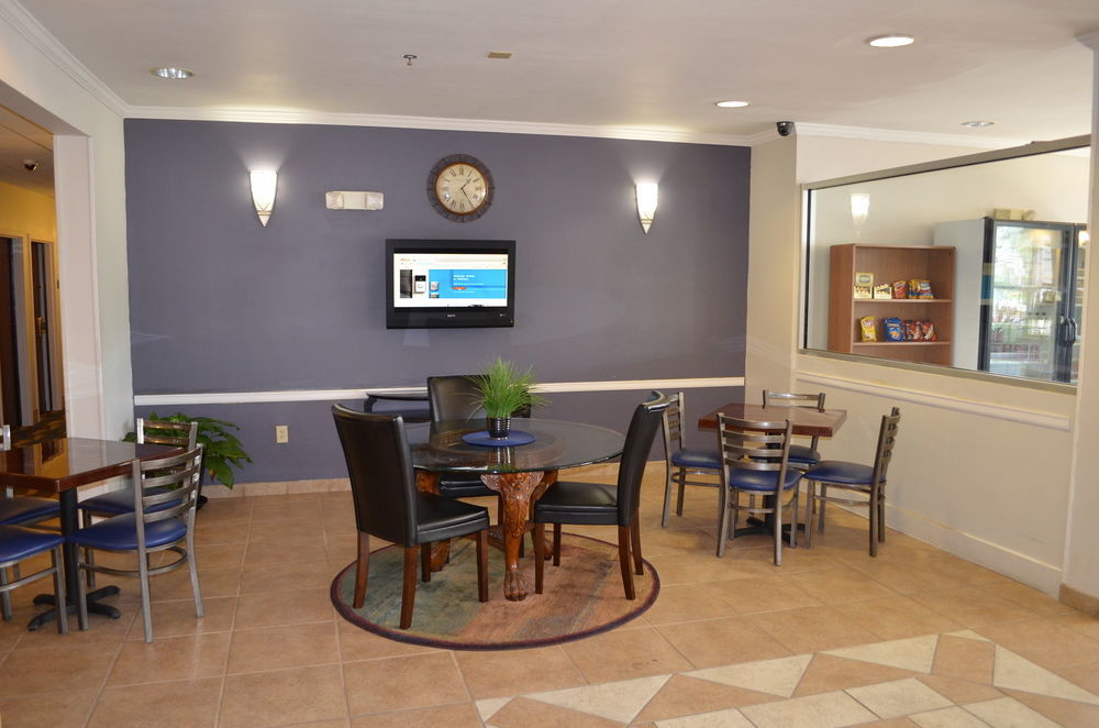 Stay Express Inn And Suites Atlanta Union City Buitenkant foto